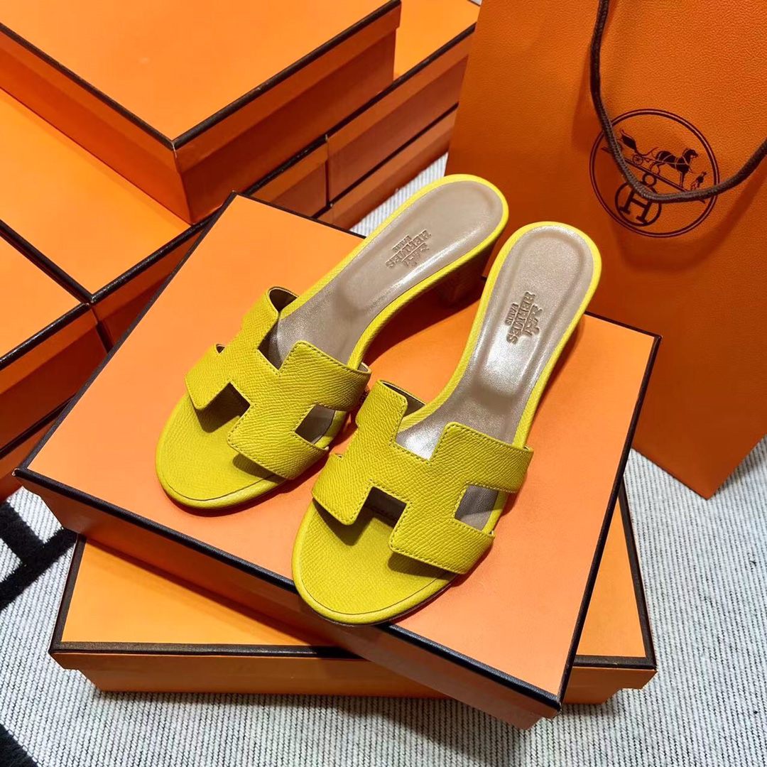 에르메스 올수공 오아시스 슬리퍼 샌들 앱송 67